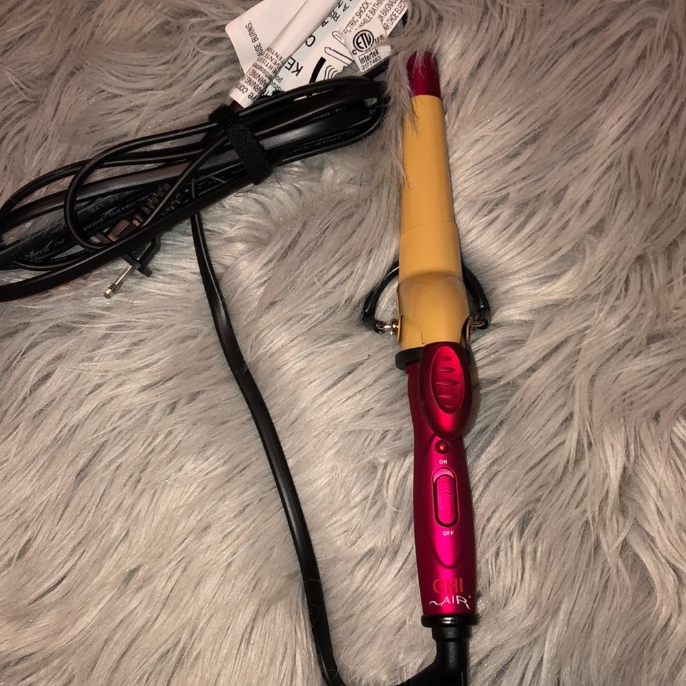 *SOLD ON MERCARI*Mini Chi Air curler
